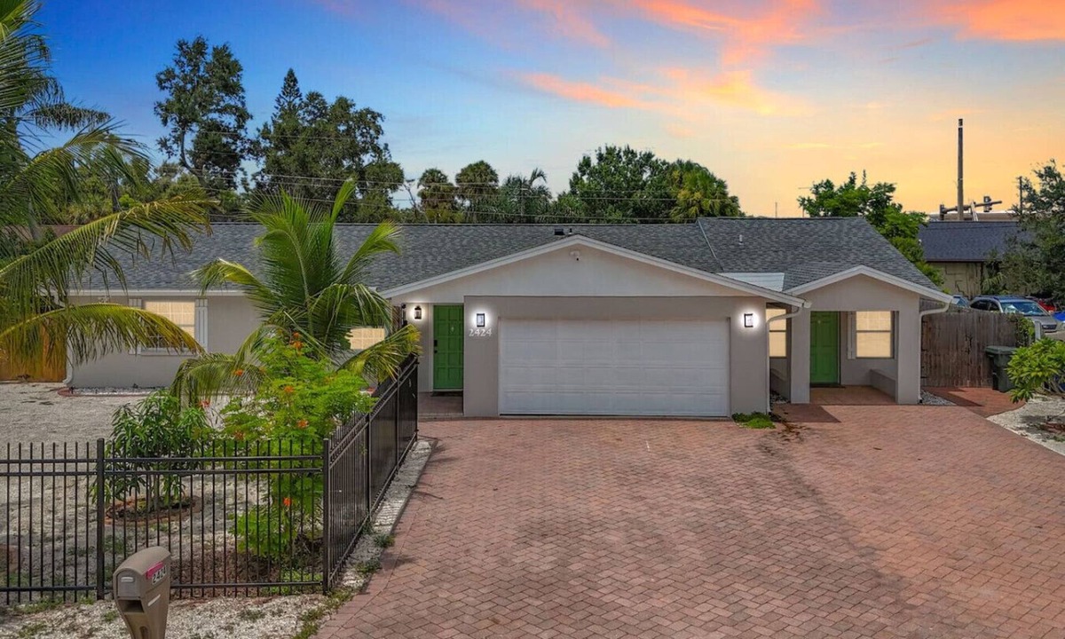 South Sarasota House | Siesta Key Paradise for 12