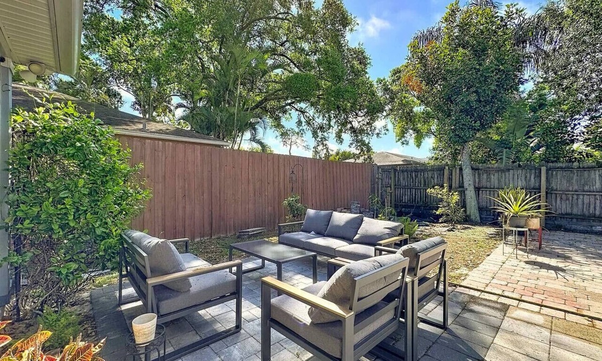 Ridge Wood Heights House | Siesta Key Paradise
