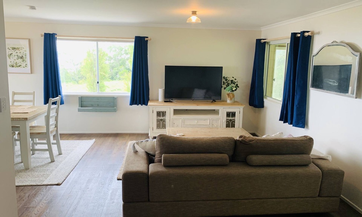 Bald Knob House | Silent Hope Cottage