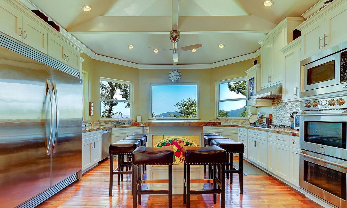 Los Gatos Villa | Silicon Valley impressive Artist Spanish Villa