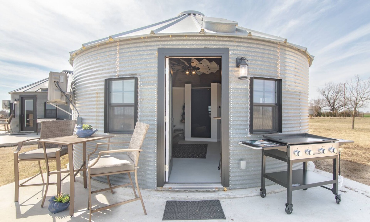 Bell County House | Silo Inn - Spice Bungalow