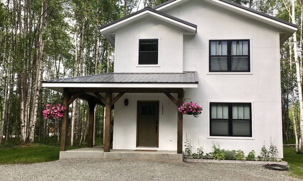 Susitna North House | Silver Birch Vacation Rental