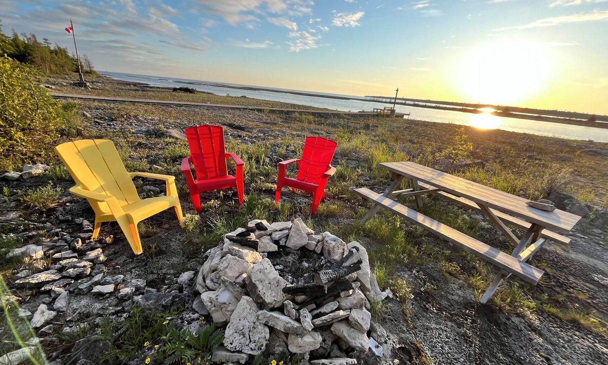 Tobermory House | Silver Birch | Waterfront | SUNSET VIEW | Tobermory
