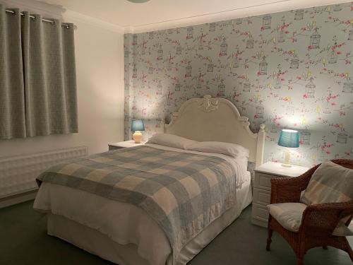 Mildenhall Bed & Breakfast | Silver Lodge Guest House