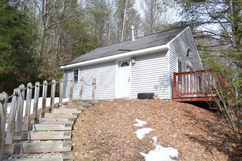 Norway House | Silver Maple Cottage