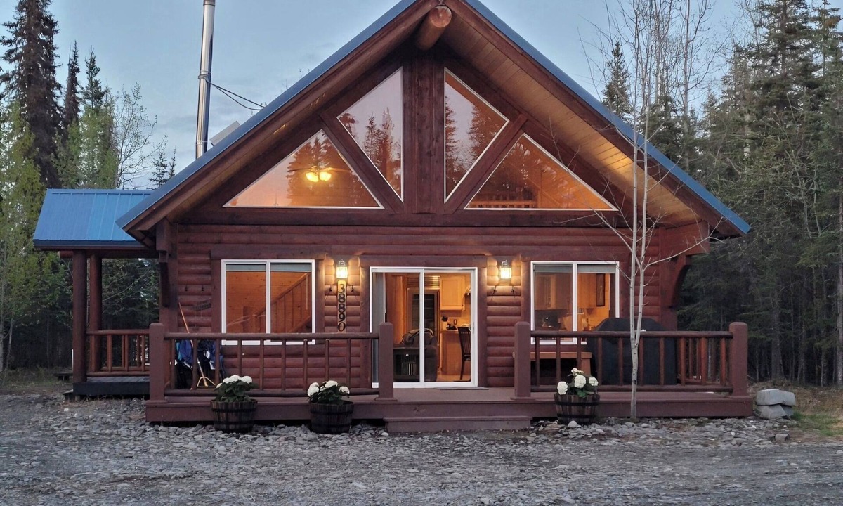 Sterling Cabin | Silver Salmon Lodge