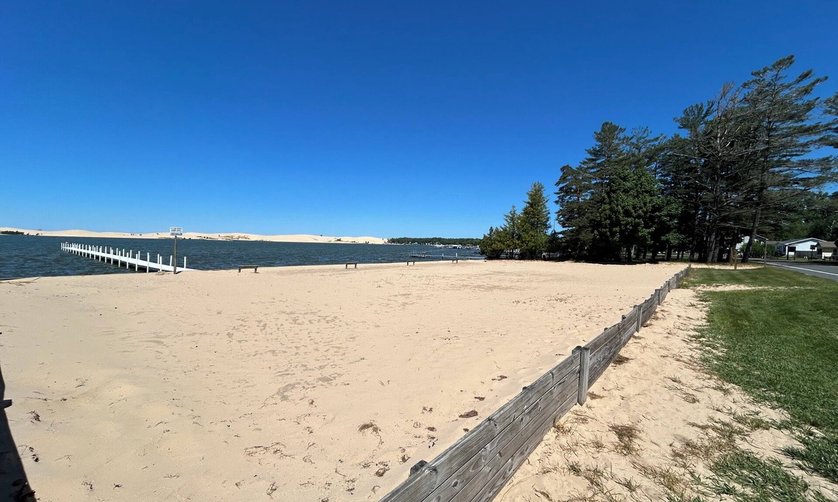 Silver Lake Hotel | Silver Sands Hotel & Resort
