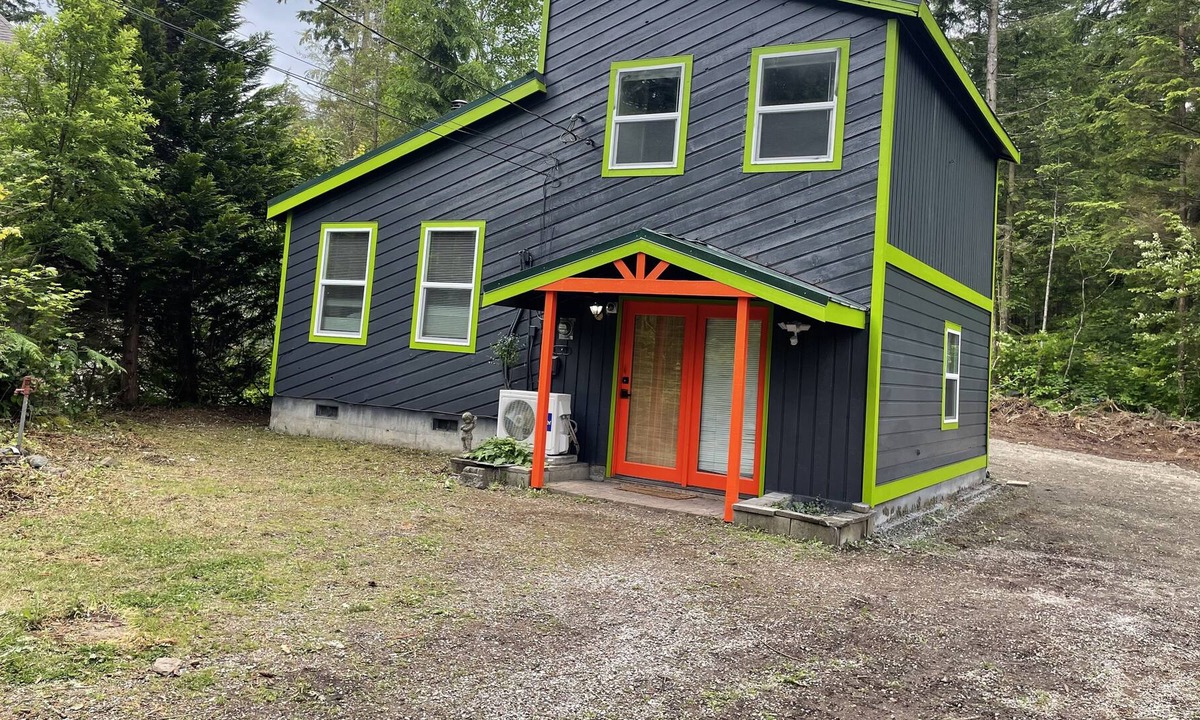 Peaceful Valley Cabin | Silver Spruce Retreat