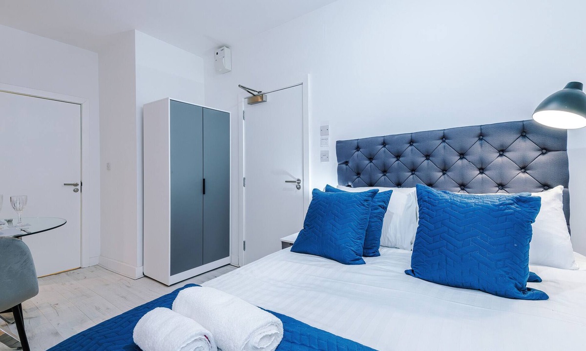 Bury Apartment | Silver Street | Double Studio Apartments