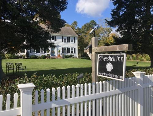 Marion Bed & Breakfast | Silvershell Inn