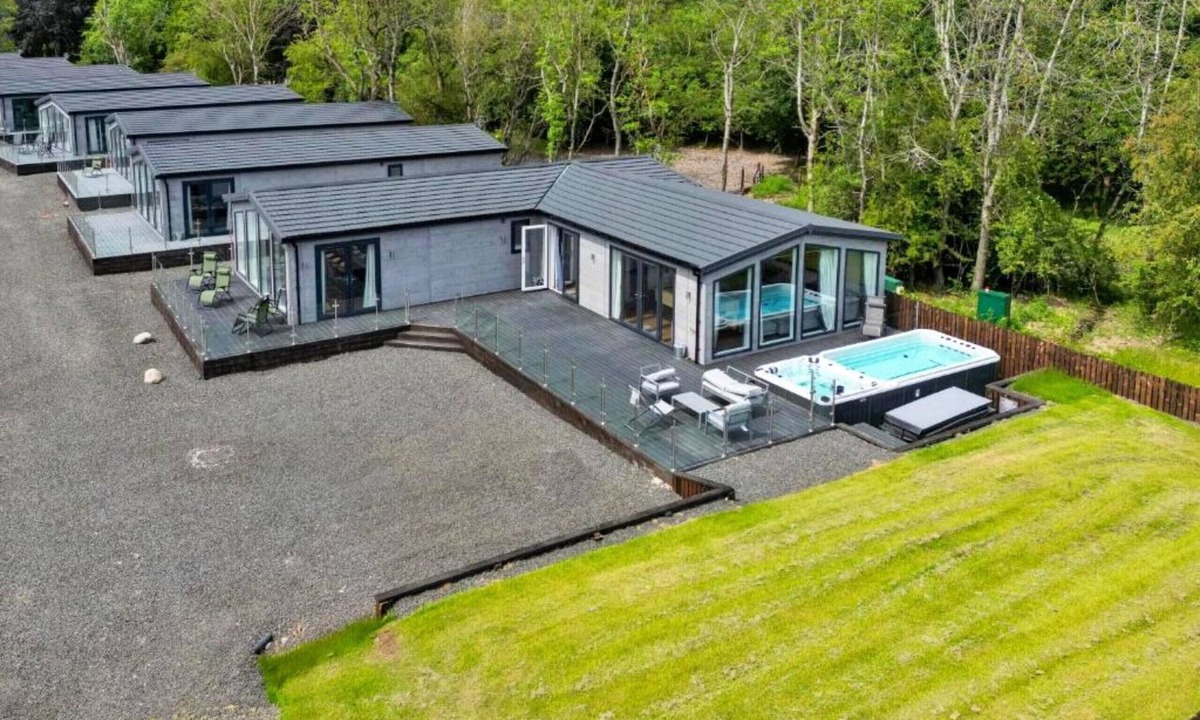 Perth House | Silverwood Executive Chalet