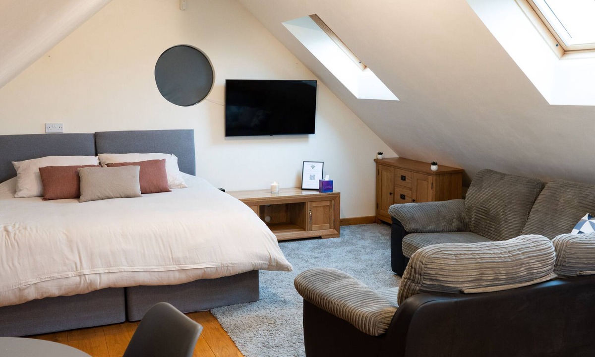 Muxton Apartment | Silverwood Loft