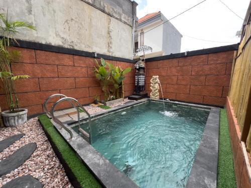 Batubulan Villa | Silvi Joglo House & Private Pool