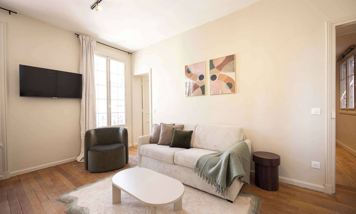 Le Pre-Saint-Gervais Apartment | Simonnot 11