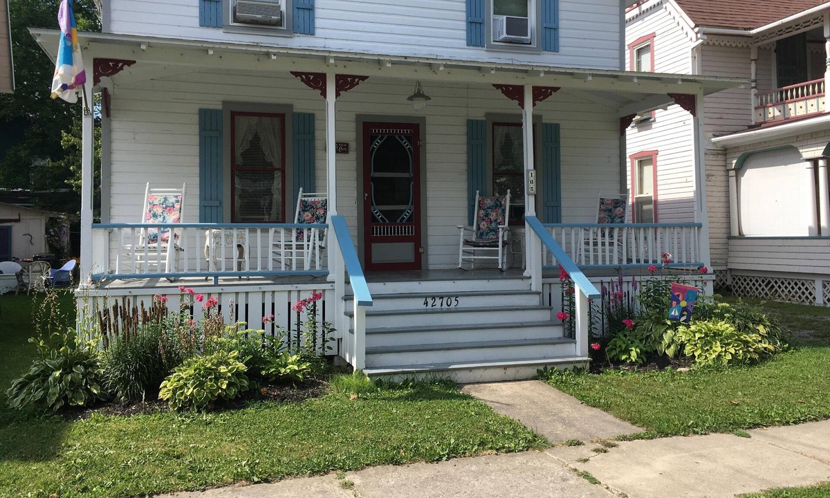 Thousand Island Park Cottage | Simple and Peaceful Retreat - NOT ACCEPTING RESERVATIONS