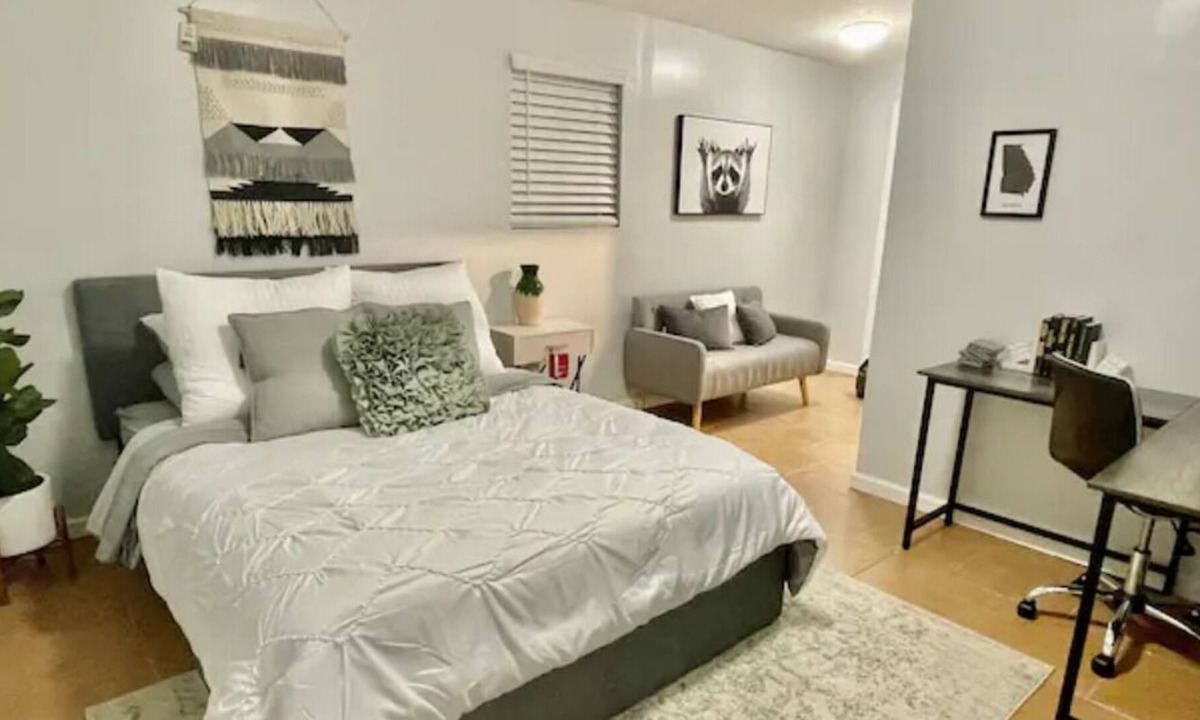 Burnettown House | Simple Hide-A-Way Sleeper
