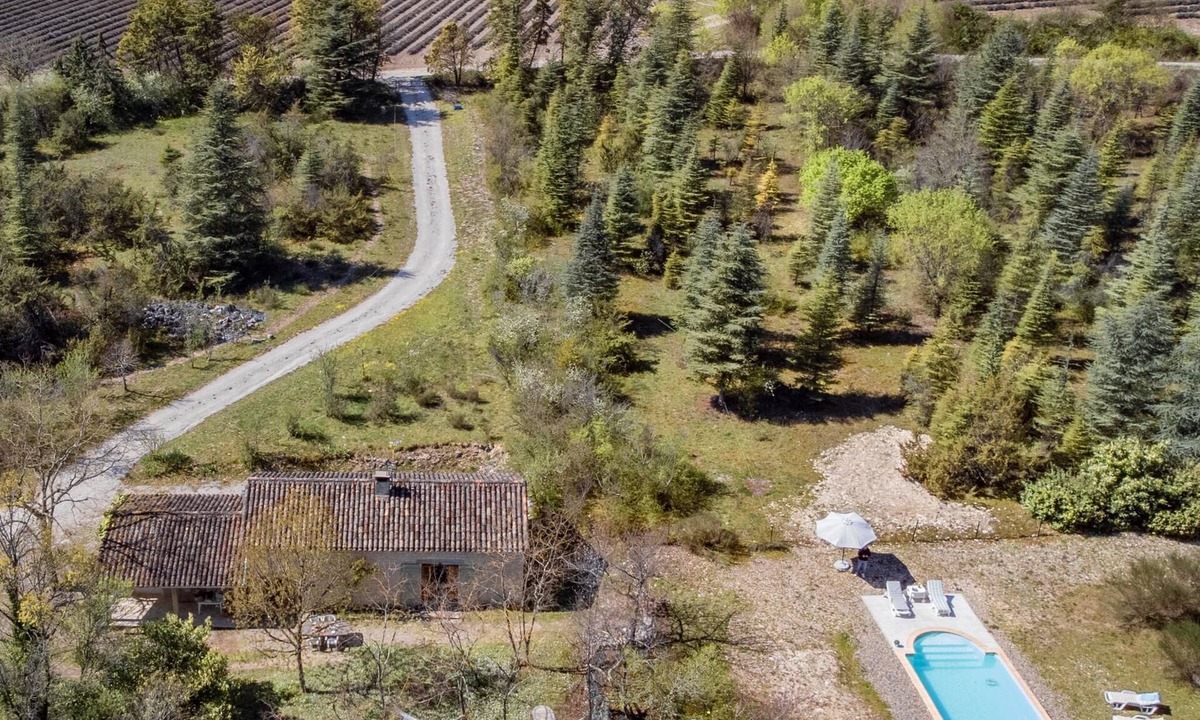 Montcuq House | Simple holiday home with private pool