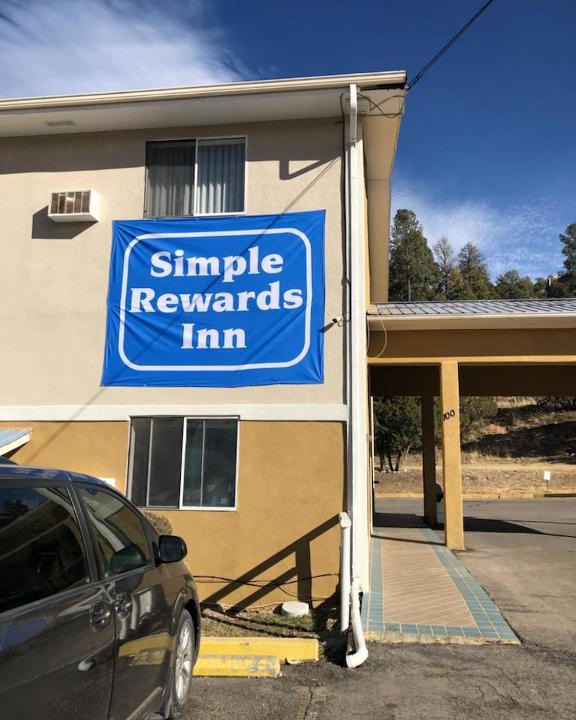 Ruidoso Hotel | Simple Rewards Inn