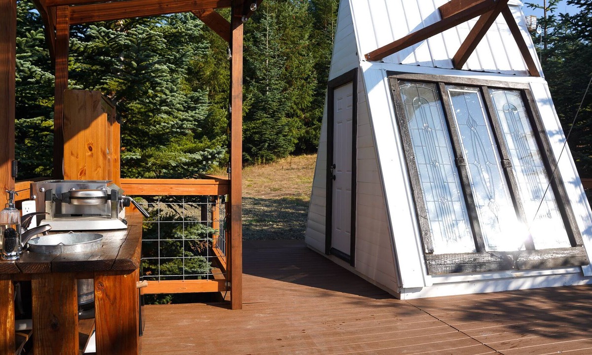 Rochester Cabin | Simply Charming A Frame Tiny Cabin