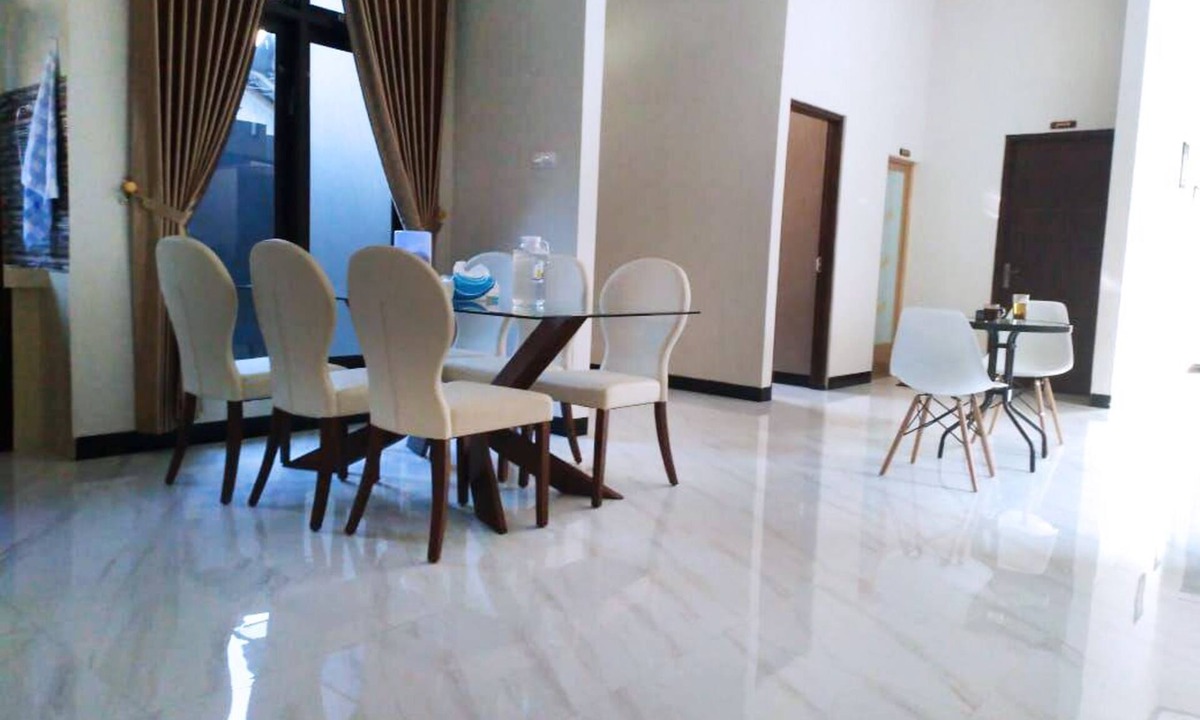 Purbalingga House | Simply Homy Guest House Purbalingga (Alun Alun Kota)