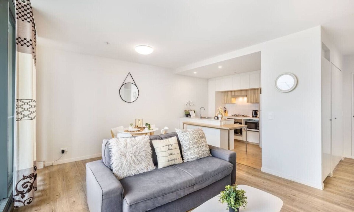 Hamilton Apartment | Simply stunning! Riverside 1BR apt @Hamilton