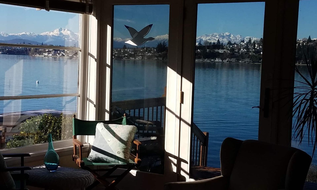 Retsil Cottage | Sinclair Beach Cottage - Waterfront, Amazing Views!