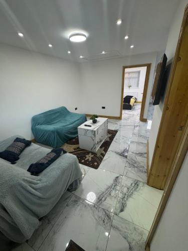 Levenshulme Apartment | Sindhu Luxury Bungalow