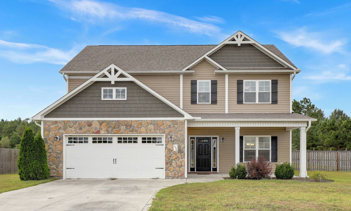 Hubert House | Single Family Home near Camp Lejeune