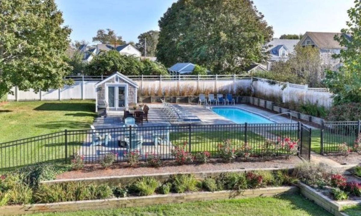 Provincetown House | Single Family With Pool in the West End