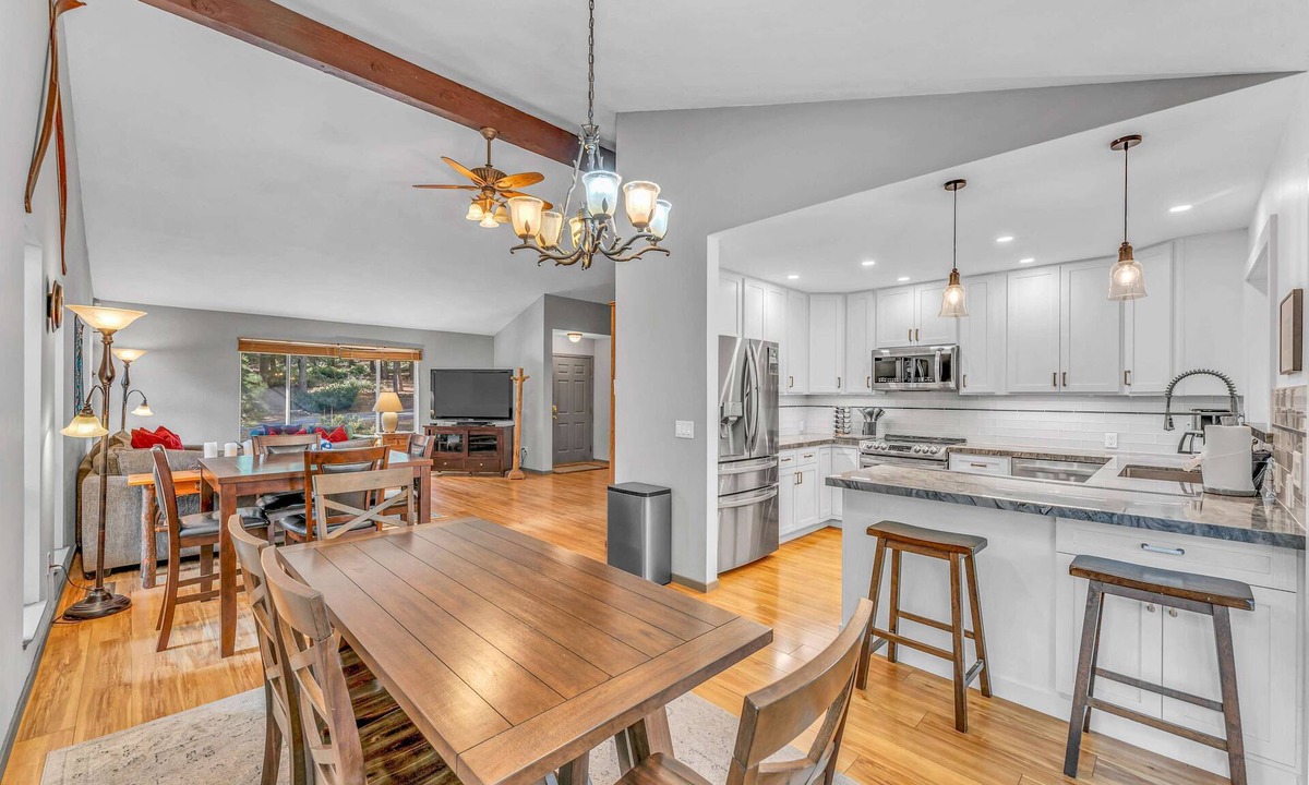 Ridgewood House | Single-Level Carnelian Bay Gem Near Skiing & Beach