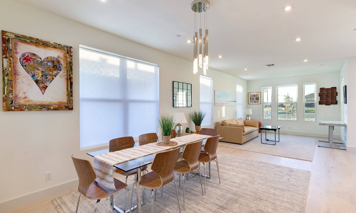 Old Town House | Single level home - Modern Luxury Amenities