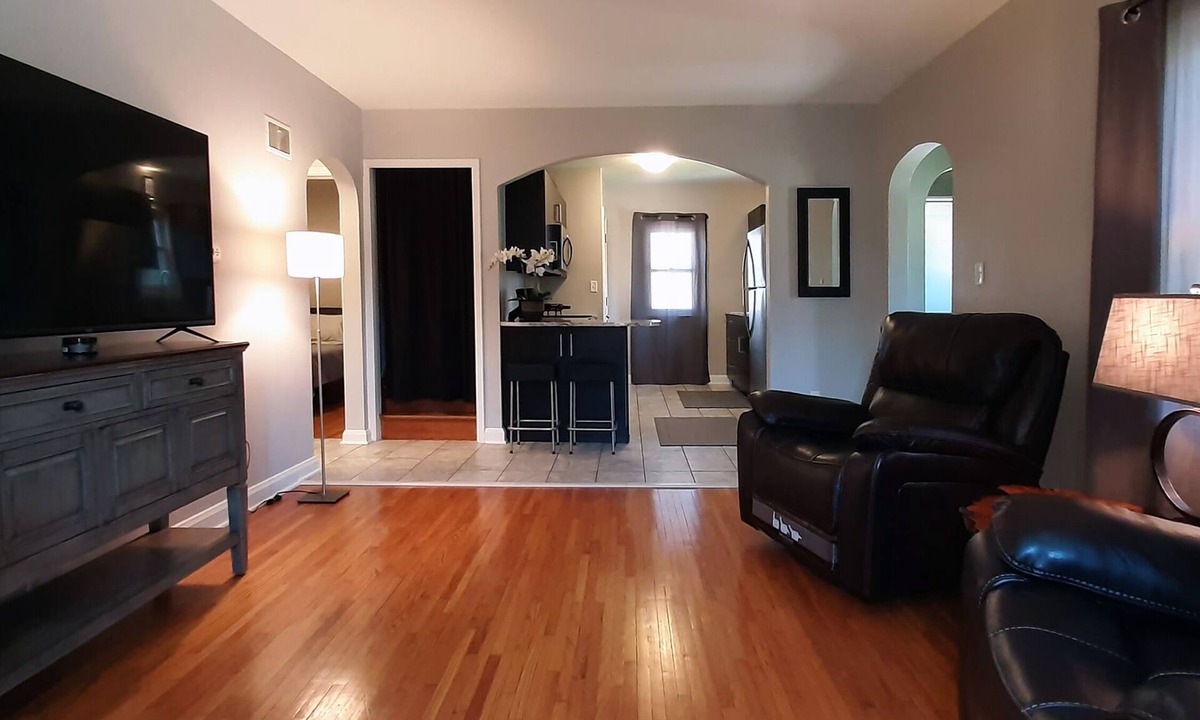 Northrup House | Single Level Living with Comfortable Recliners