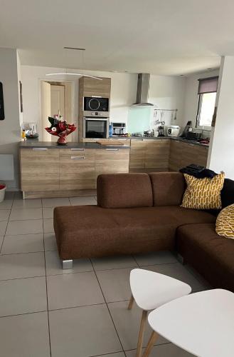 Pia Villa | Single-story villa with pool