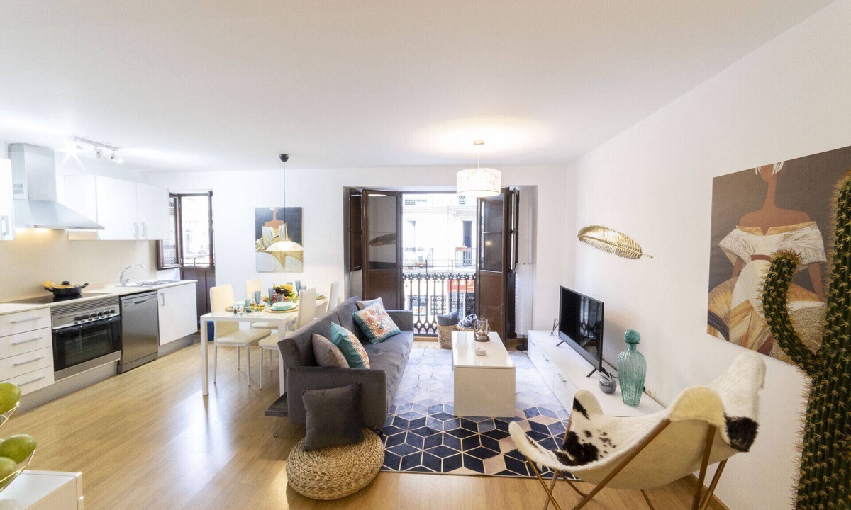 La Roqueta Apartment | SingularStays Valencia Center IV