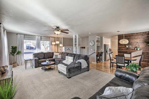 Sioux Center House | Sioux Center Split-Level Home w/Game Room!