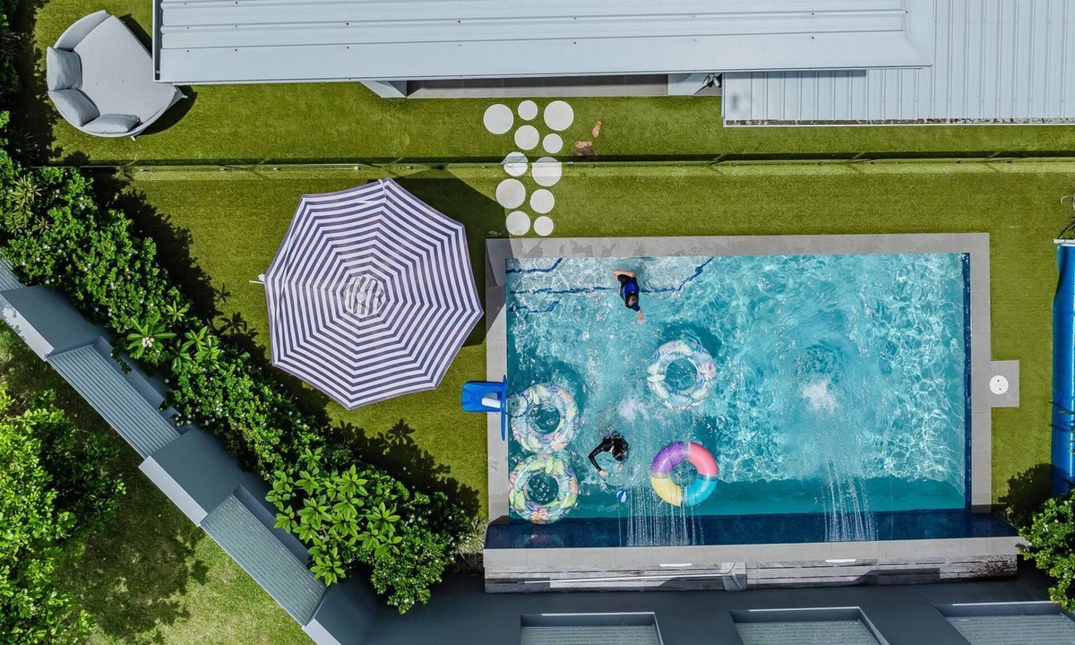 Kingscliff House | Sirius- heated pool, table tennis