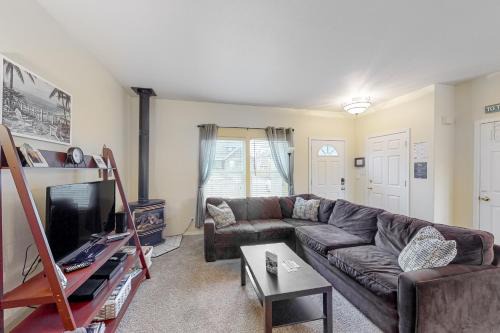 Kiwanda Shores House | Sittin' By The Sea