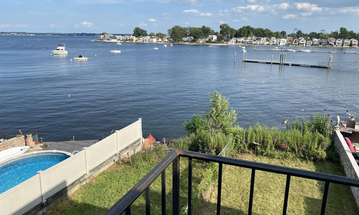Throgs Neck House | Sittin' on the Dock of the Bay