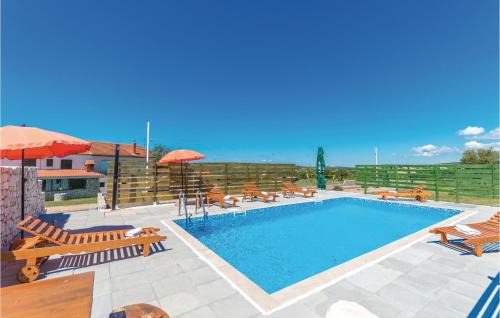 Donje Rastane House | Six-Bedroom Holiday Home In Donje Rastane