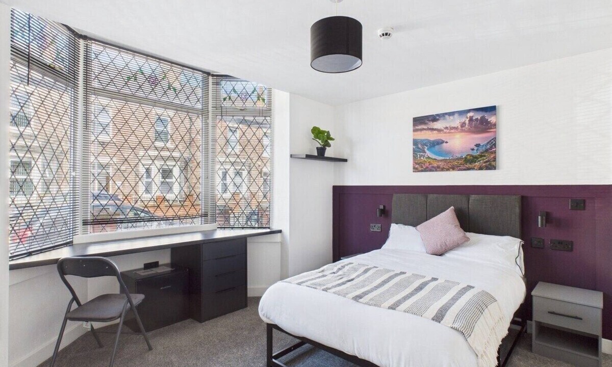 Stockton-on-Tees House | Six bedroom home with en suites