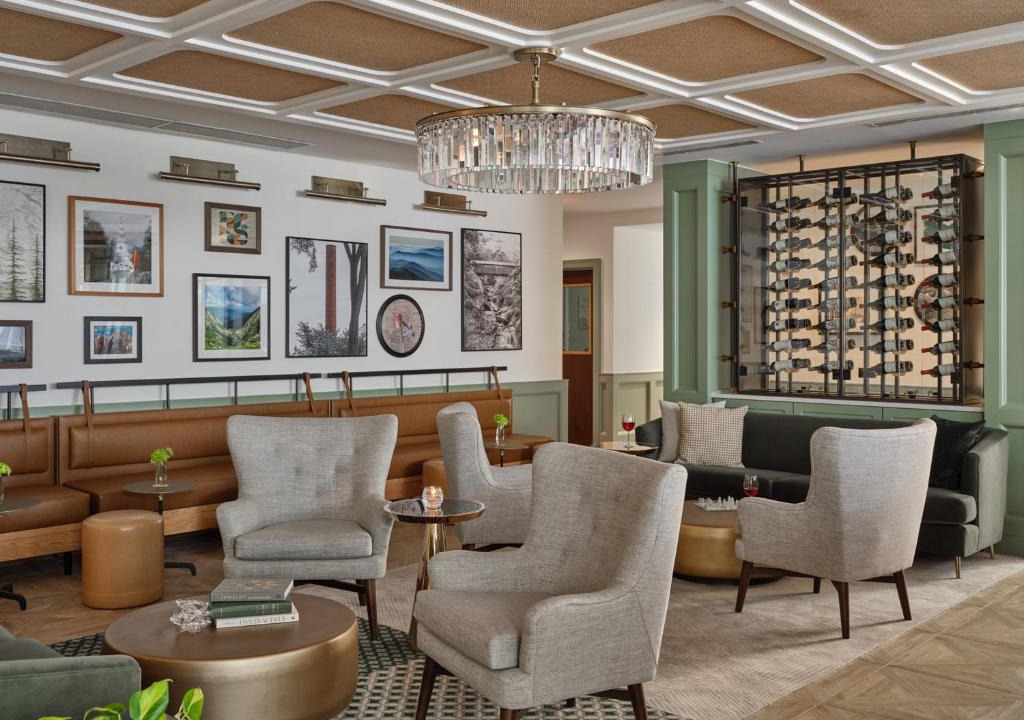 Hanover Hotel | Six South St. Hotel