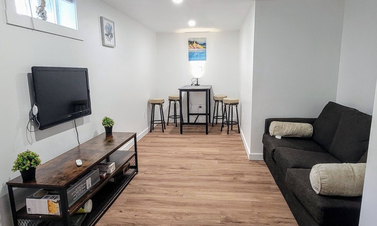 Saint John Apartment | SJ West Travel Apartment