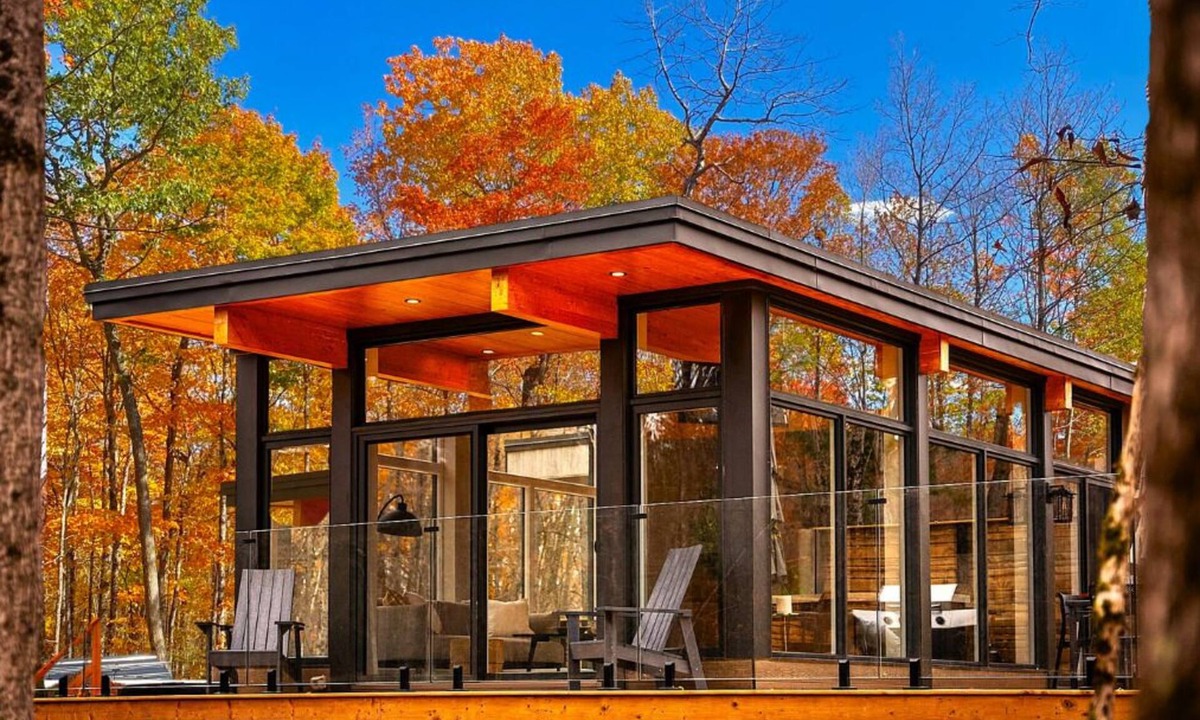 Greater Madawaska Cabin | Sköv Cabin Luxury Escape | Cedar Sauna & Hot tub