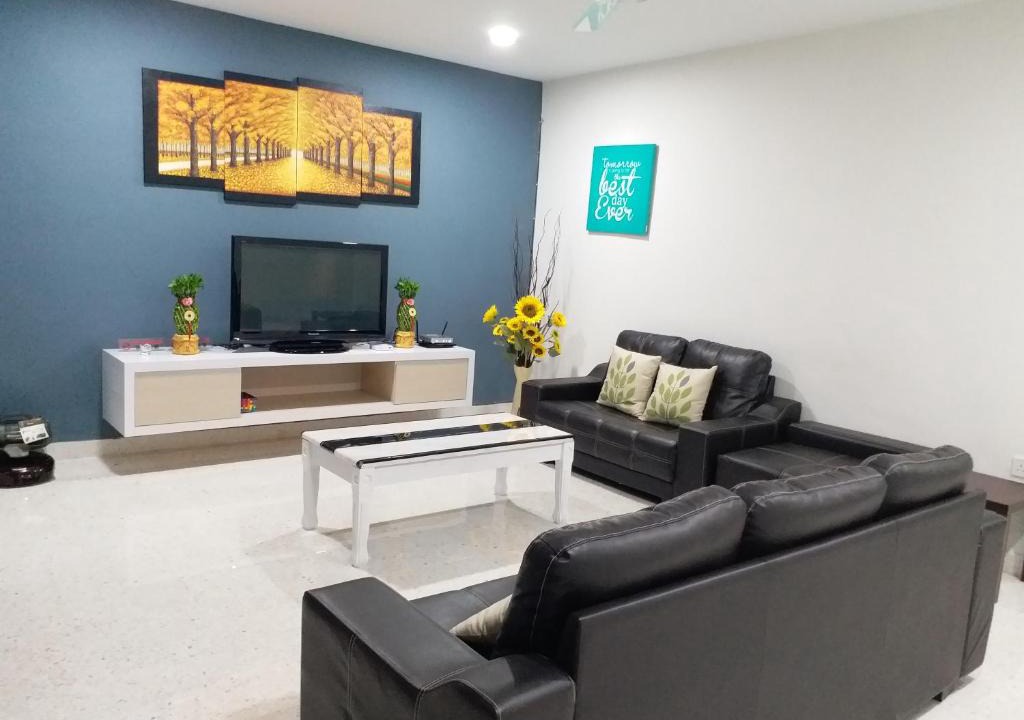 Taman Kemuncak House | Sk Rest Home