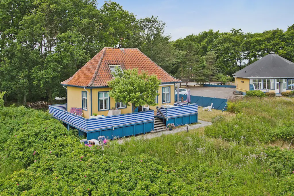 Nyborg Cottage | Skaerven Beachfront Cottage