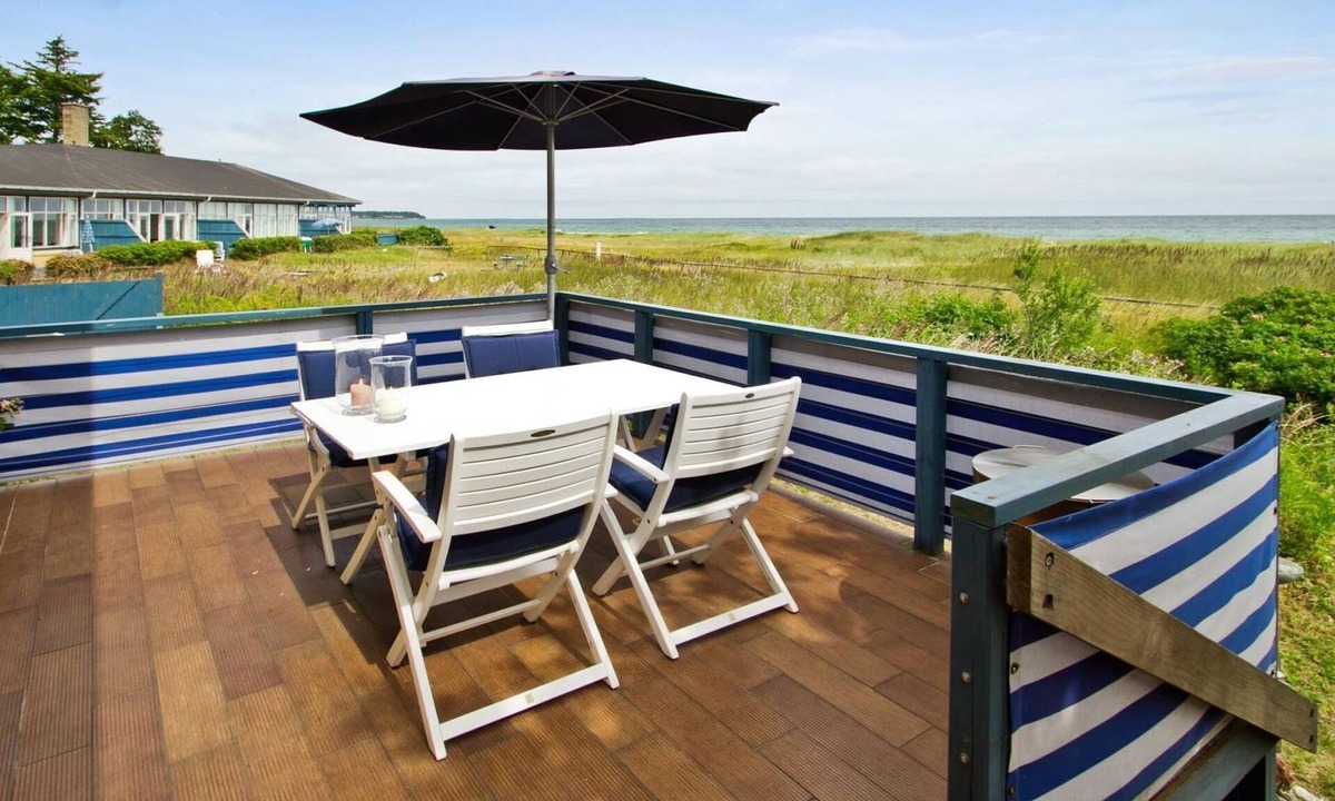 Nyborg Apartment | Skaerven Beachfront Wohnung C by Interhome