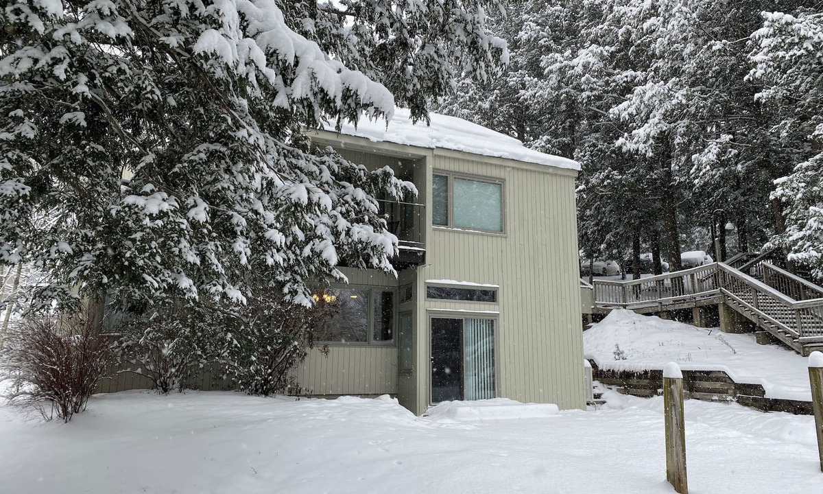 Waitsfield Condo | Ski & Bike Basecamp