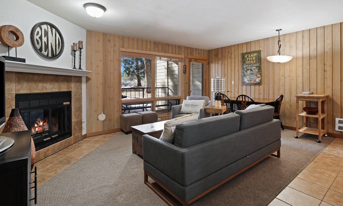 Century West Condo | Ski Condo 151 - Cozy Condo, Close to River, Old Mill, Downtown, Mt Bachelor