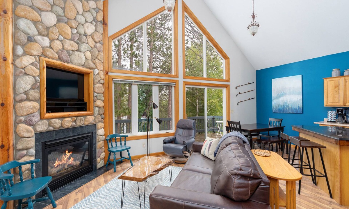 Biwabik Villa | Ski & Golf Resort Villa at Giants Ridge