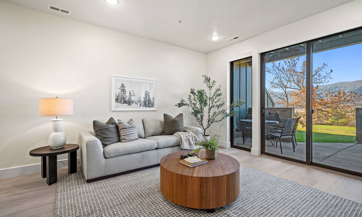 Wolf Creek Condo | Ski & Greens Haven Pt A107|Mtn Views |Ski |Firepit